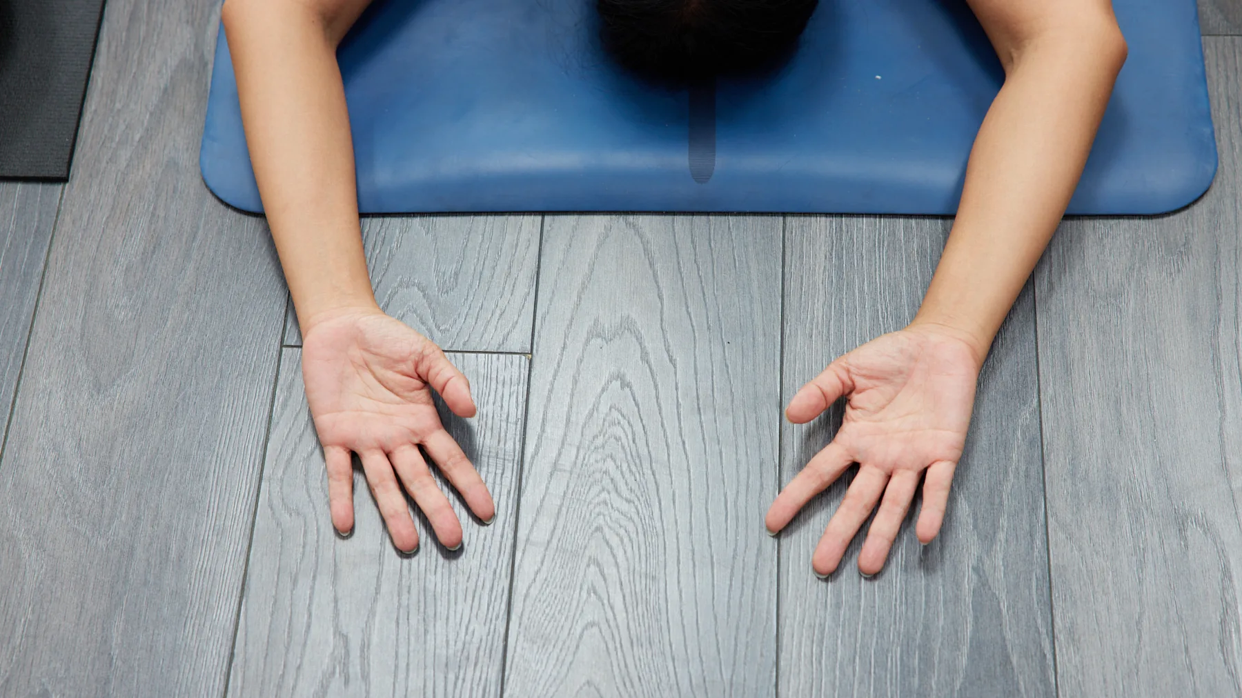 A Phoenix Yoga workshop with people practising together